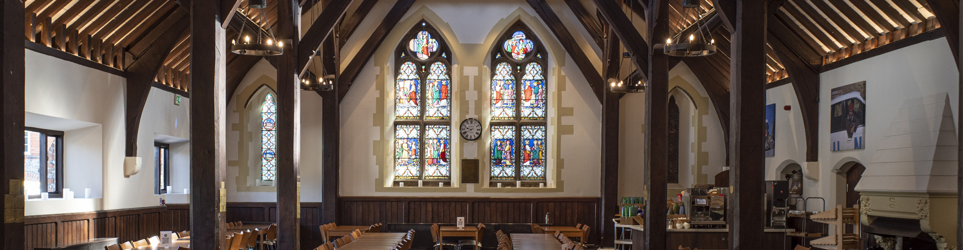 Scopri di più sull'articolo Bradfield College: l’autentica mensa di Harry Potter