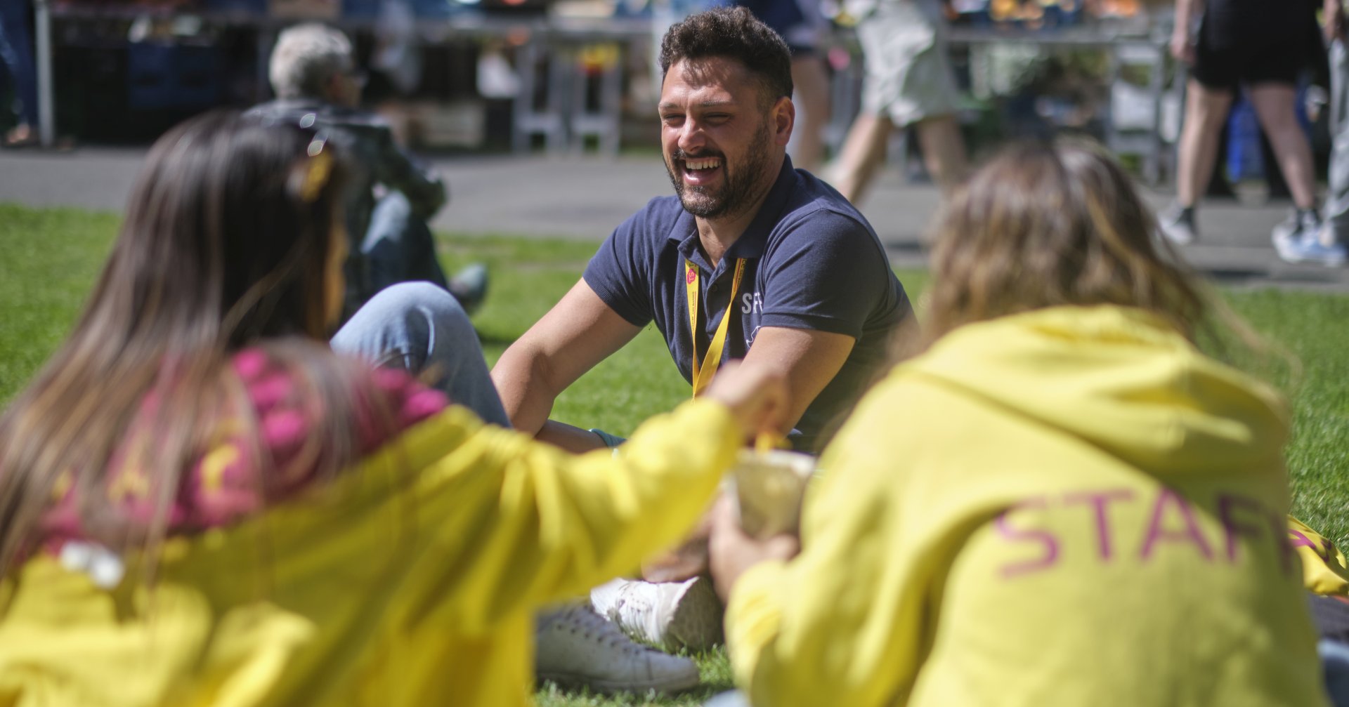 Scopri di più sull'articolo Le vacanze dei giovani post-pandemia (numeri e valutazioni)